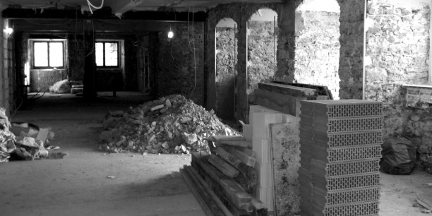 2007 wurde das Zinzendorfhaus umfassend saniert. Hier sieht man die Sanierungsarbeiten am Speiseraum. 