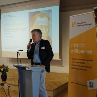 Dr. Sebastian Kranich eröffnet die Tagung | Foto: Copyright EAT/Zubarik